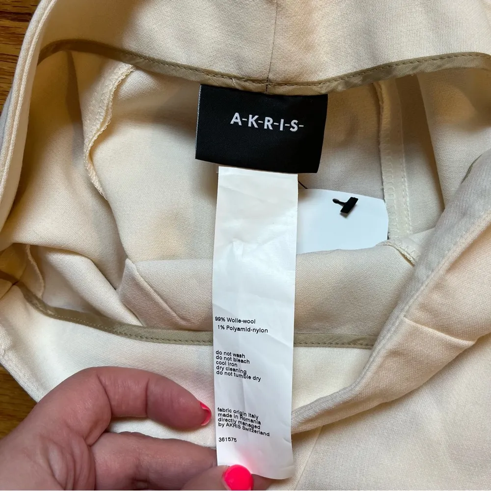 cream wool pants size 8 - Image 4