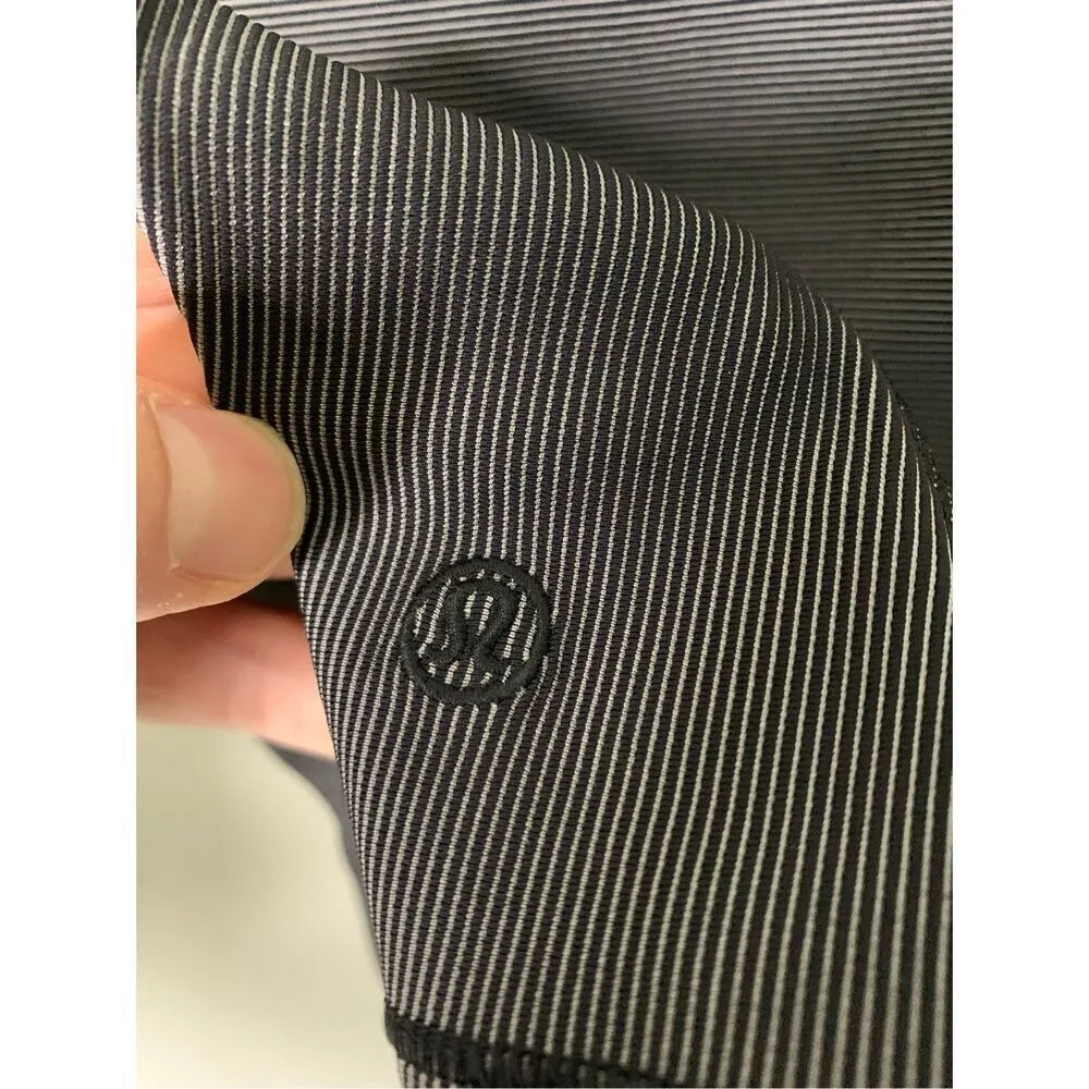 Lululemon Two Toned Running Half Zip Pullover women's size 4 W3GEKS - Image 7