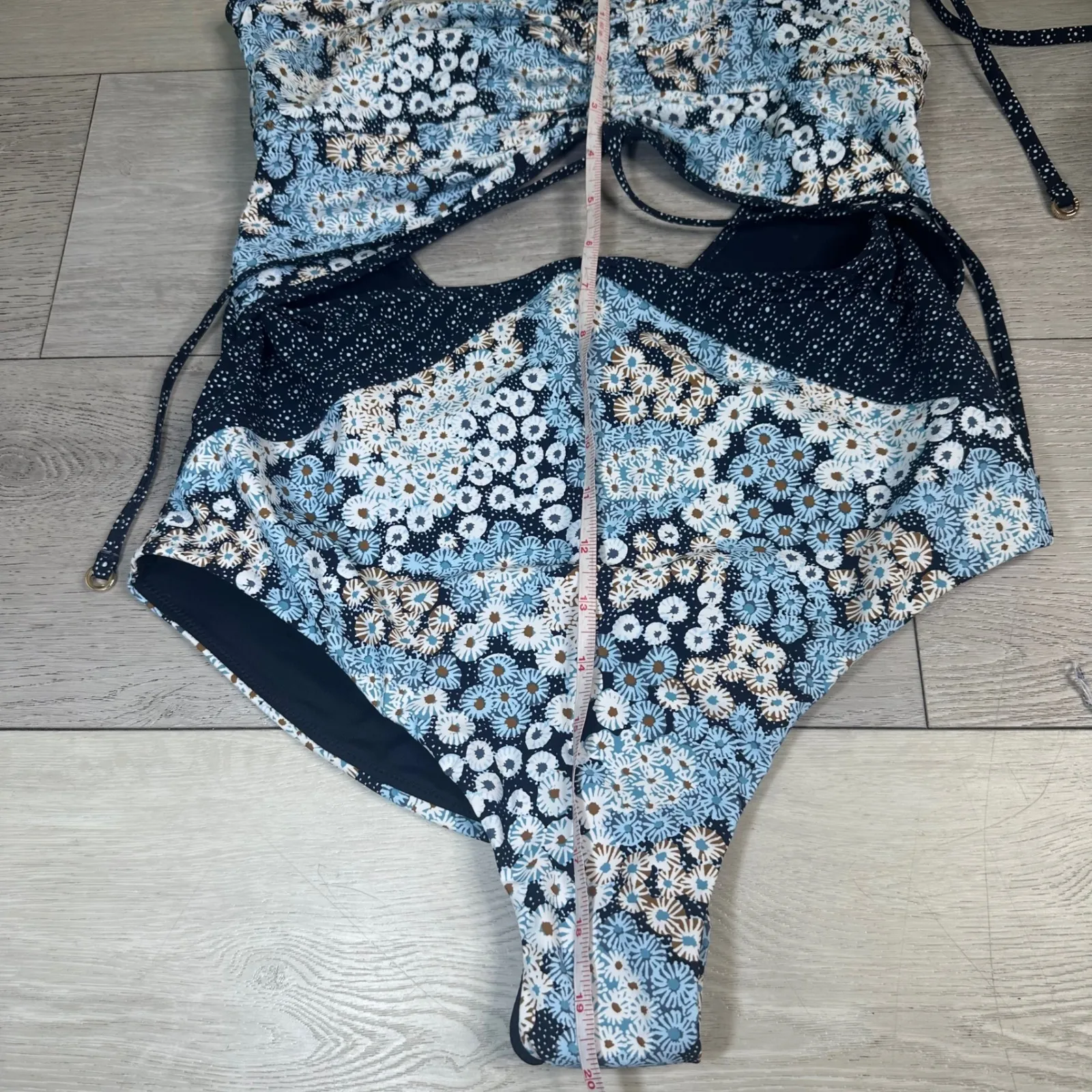 Reiss Megan printed cut out swimsuit baiting suit navy floral one piece size 10 - Image 9