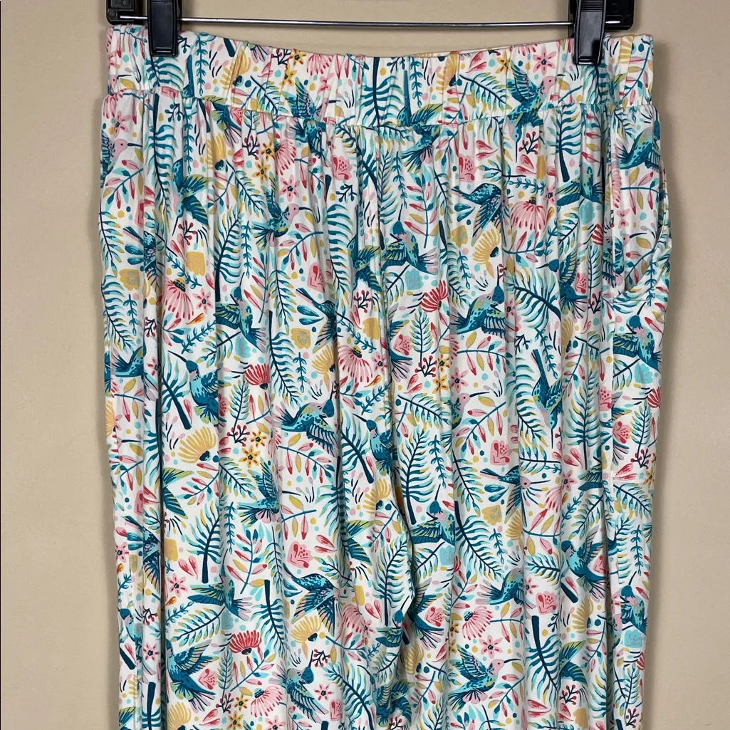 Duluth Women’s Dang Soft Floral Bird Tropical Print Casual Tapered Ankle Pants Blue Size M - Image 7