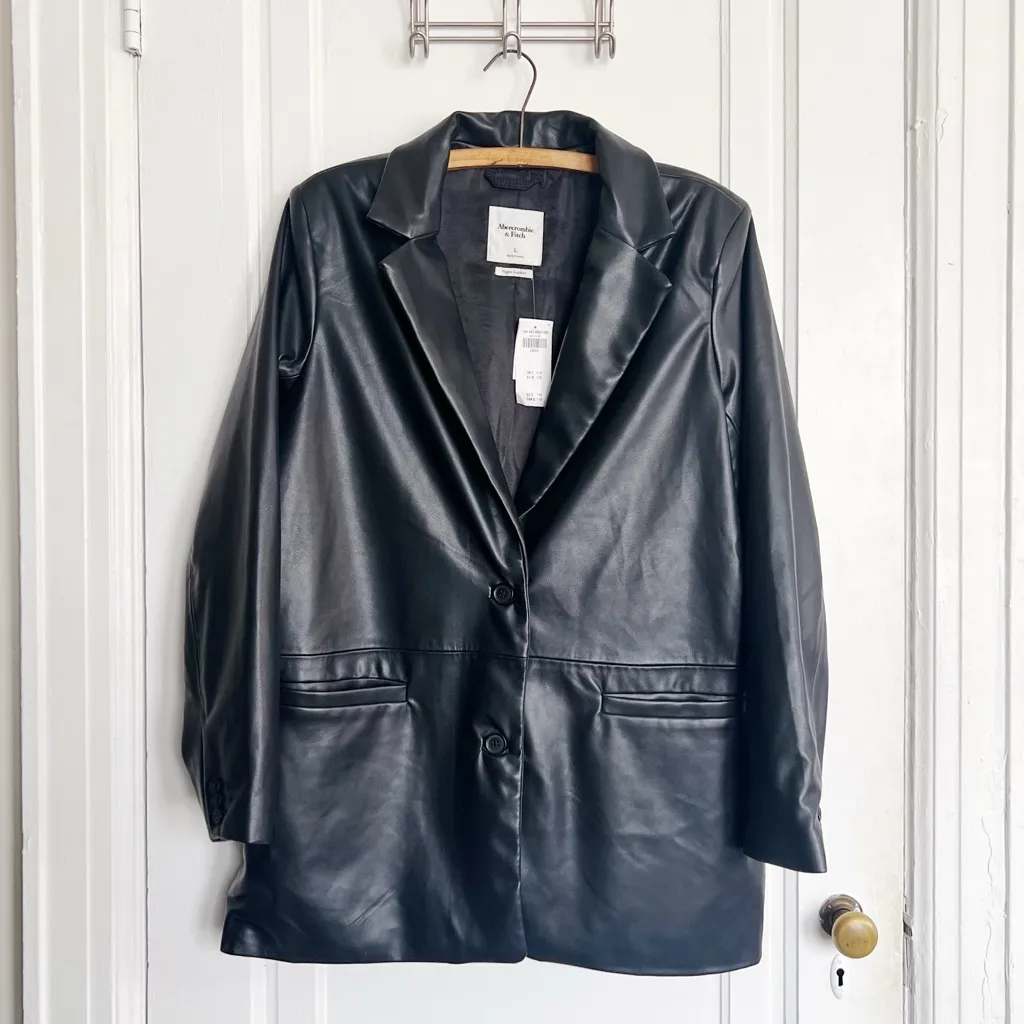Abercrombie • Vegan Leather Blazer black oversized boyfriend menswear - Image 3