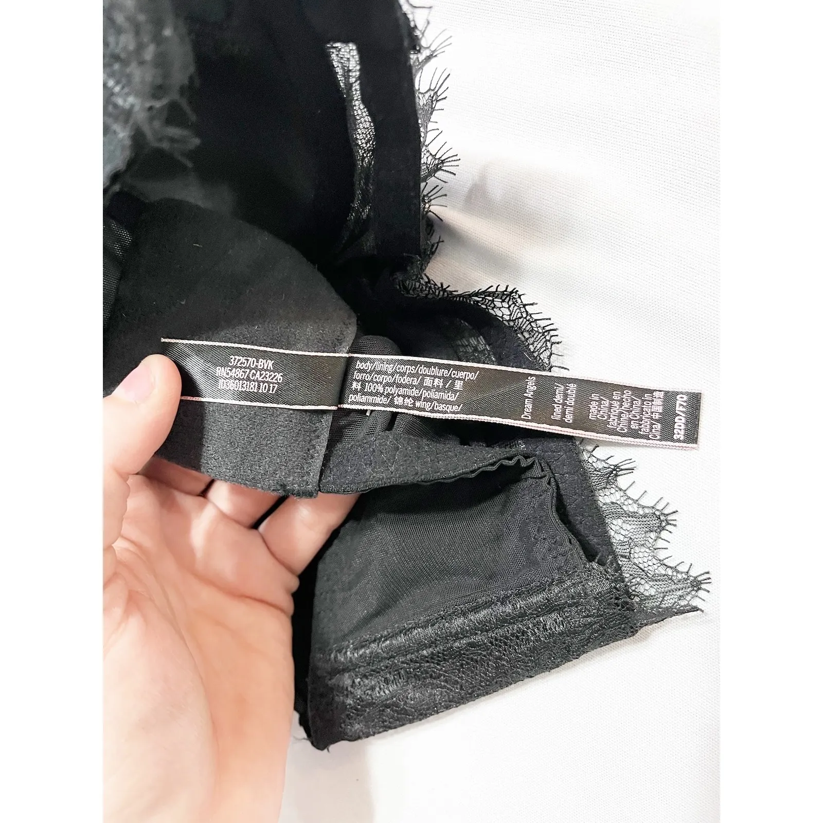 Victoria's Secret VS Dream Angels Black‎ Chantilly Lace High Neck Bra Top 32DD - Image 3