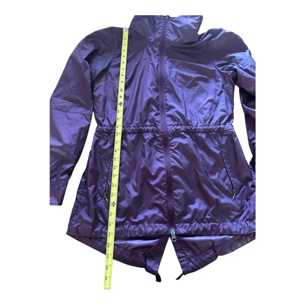 sustina rain jacket windbreaker Small - Image 4