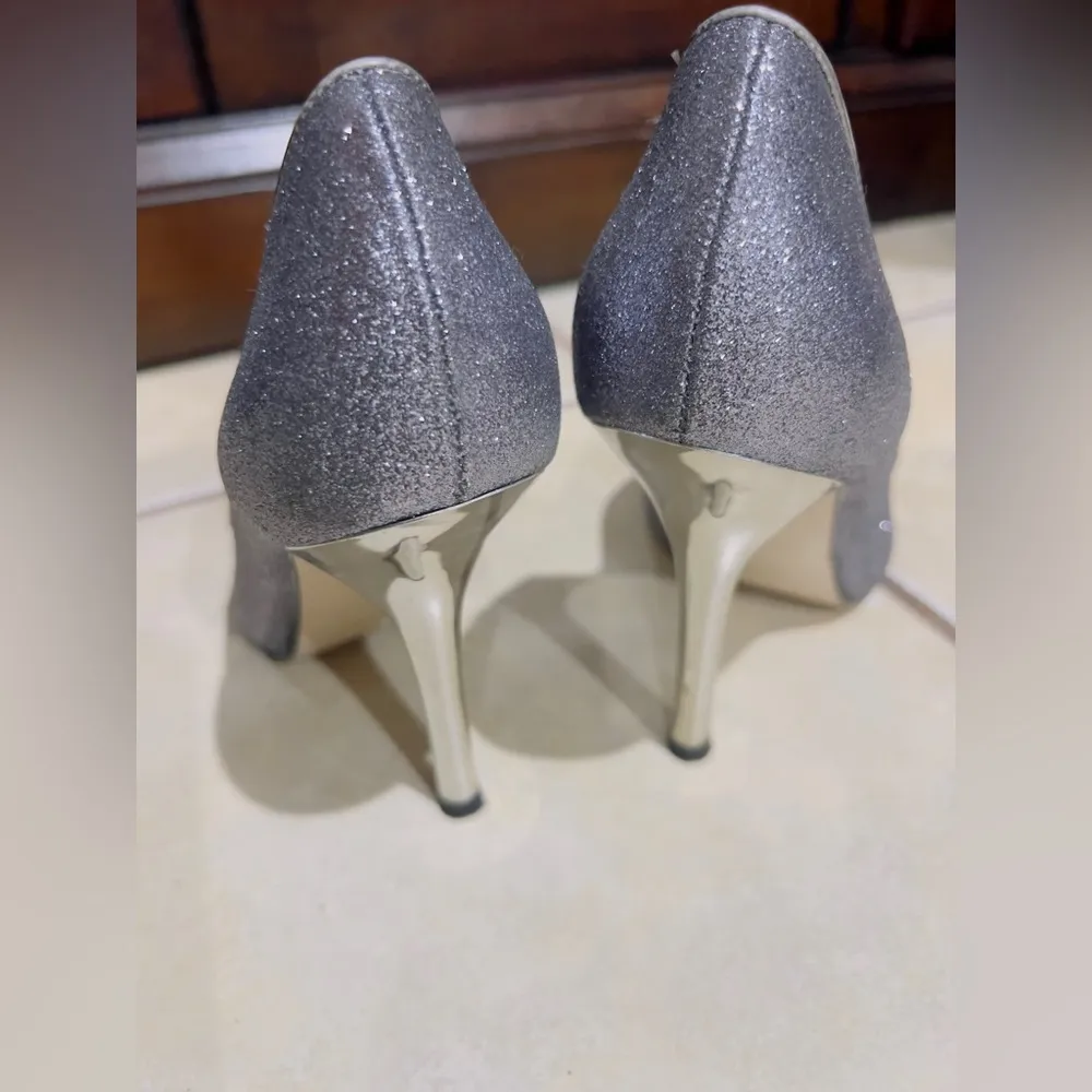 GUESS SHOES SIZE 6.5 SHIMMER SOFT PURPLE COLOR LIKE NEW CONDITION - Image 14