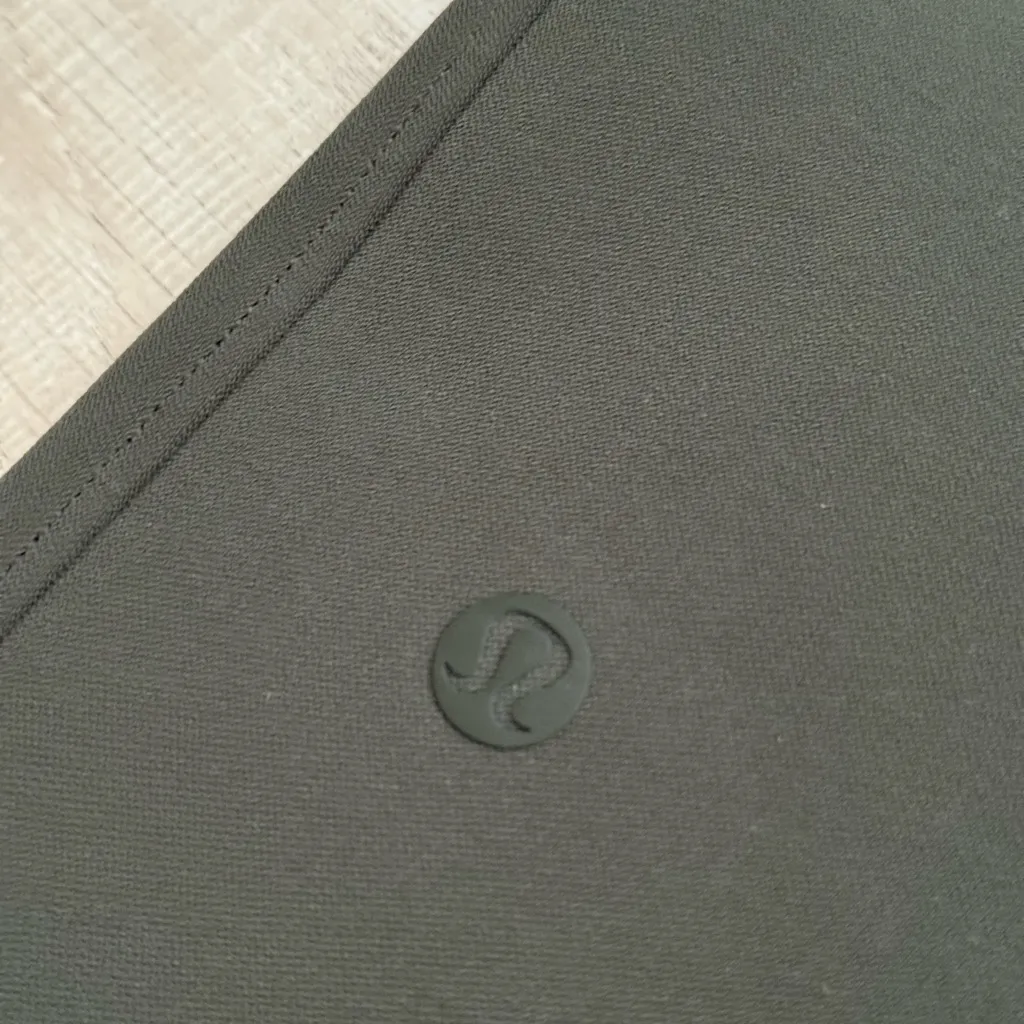 Lululemon Women’s On the Fly Jogger Pants in Dark Olive Green | 8 - Image 5