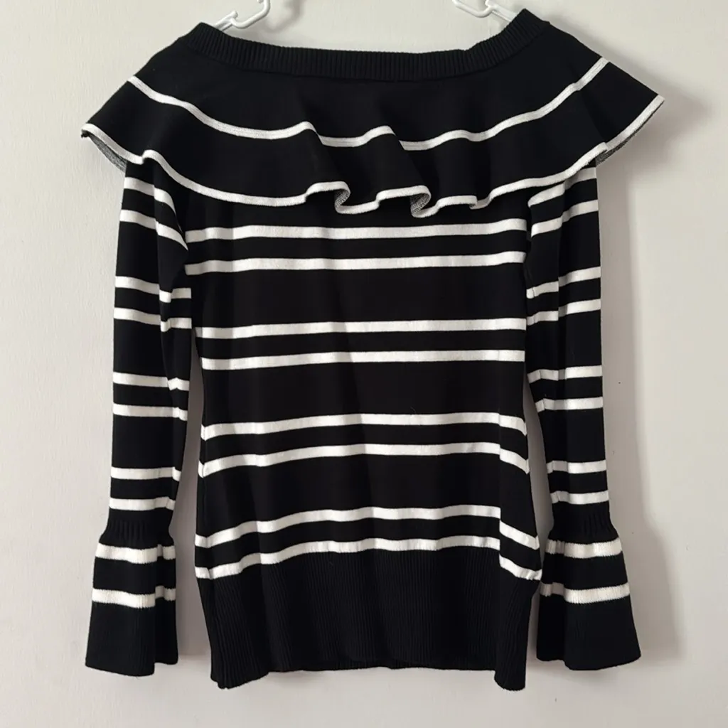 Alison‎ Andrew’s Women’s Bell Cuff Marilyn Off The Shoulder Long Sleeve Sweater - Image 7