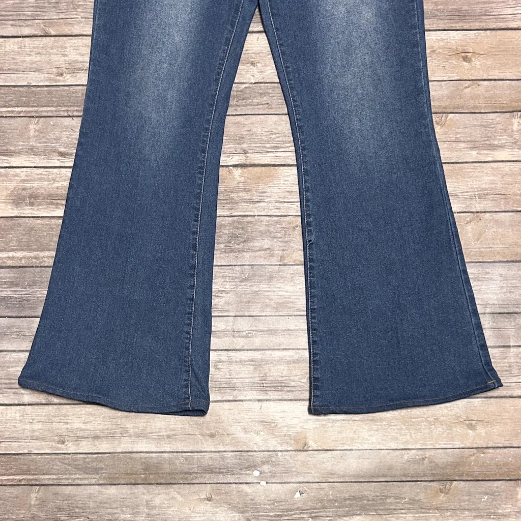 Almost Famous Medium Wash High Rise Button Fly Patch Pockets Flare Jeans Juniors - Image 4