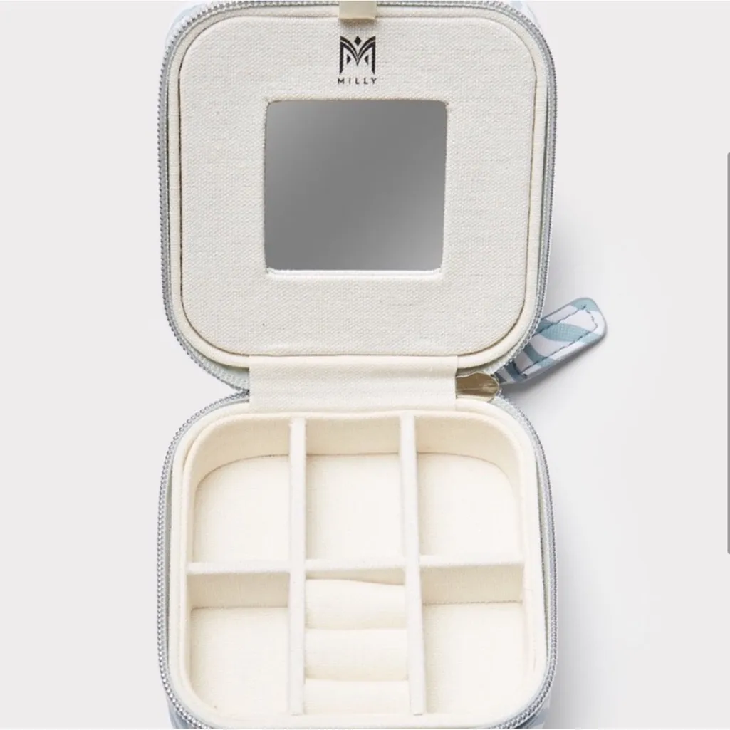 MILLY TRAVELING JEWELRY CASE - Image 4