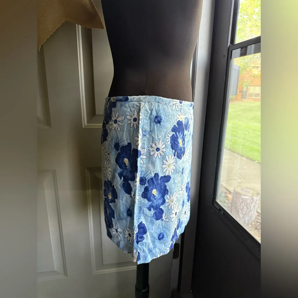 Vintage Tangents blue flower power mini skirt, size 13/14 - Image 4