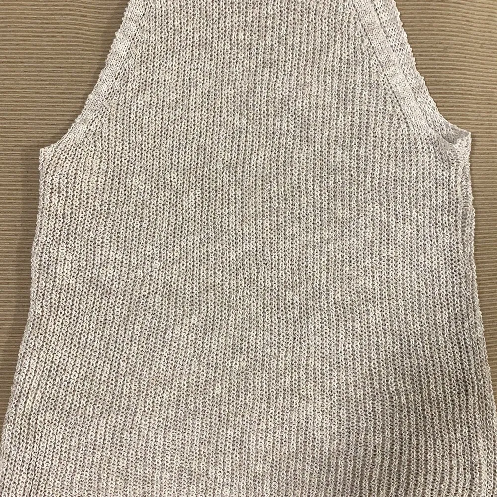 Beige sleeveless knit top - Image 3
