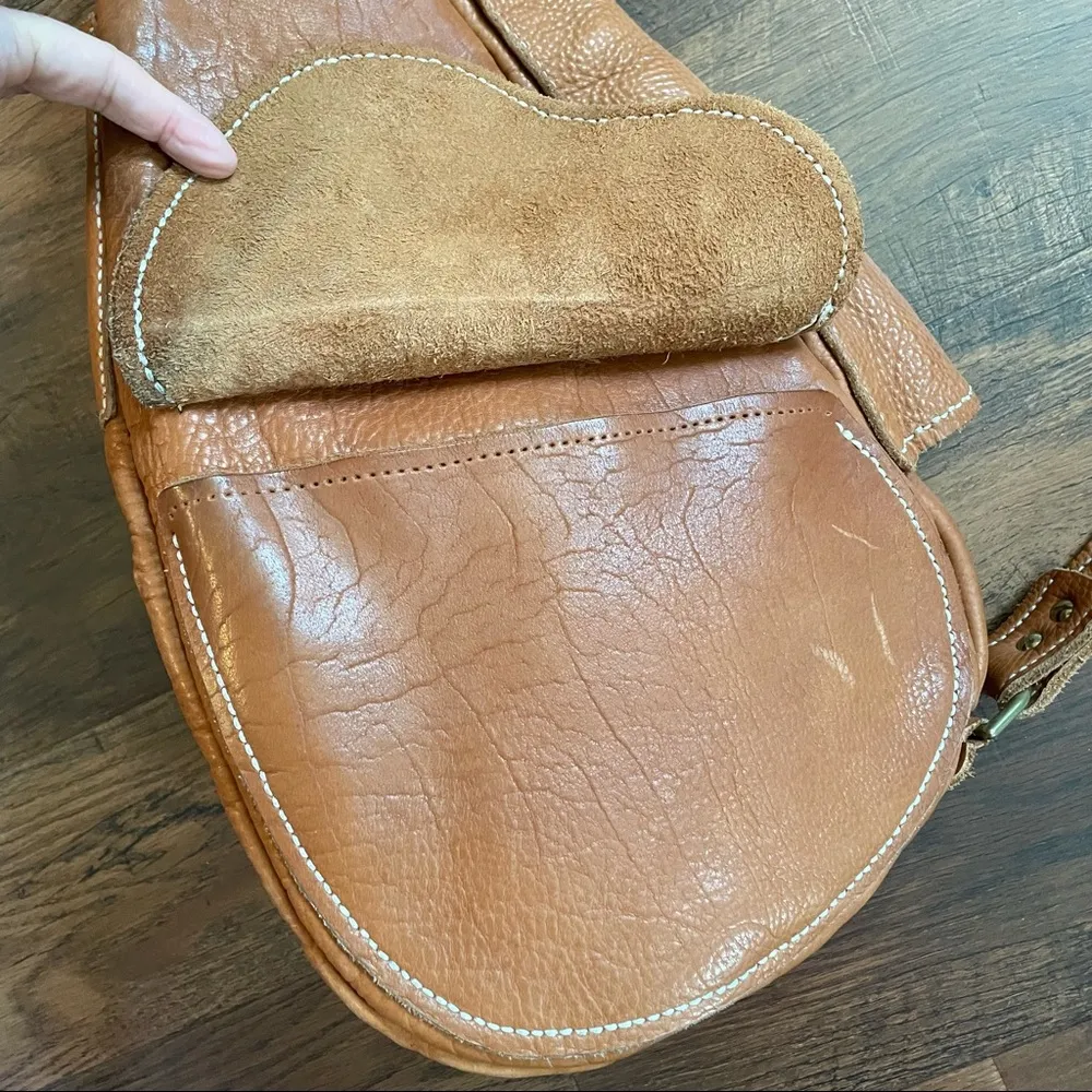 Custom made leather saddle bag - Image 12