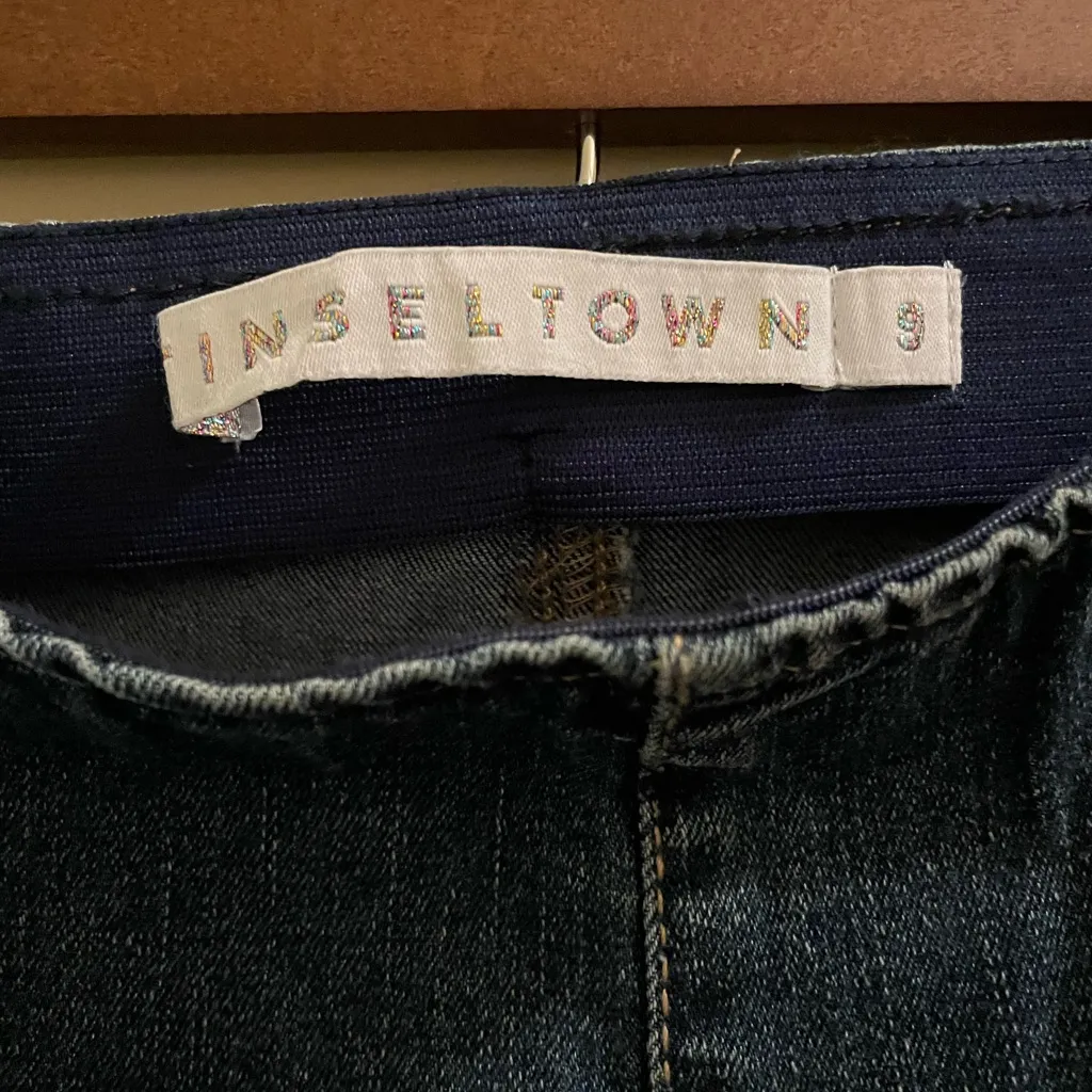 Tinseltown High Rise Flare Jeans Pull On Distress Fray Raw Hem Juniors 9/29 NEW - Image 6