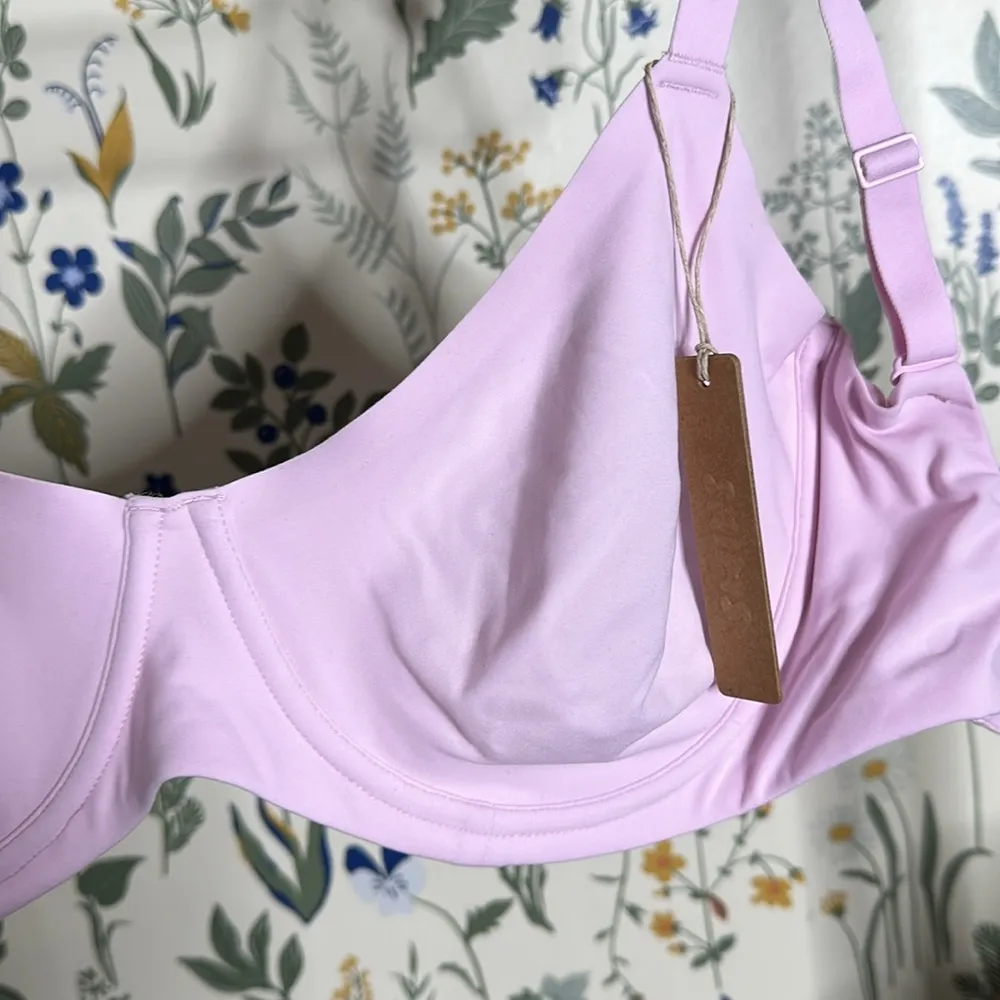 SKIMS Fits Everybody Unlined Demi Bra in Cherry Blossom size 32H NWT - Image 2