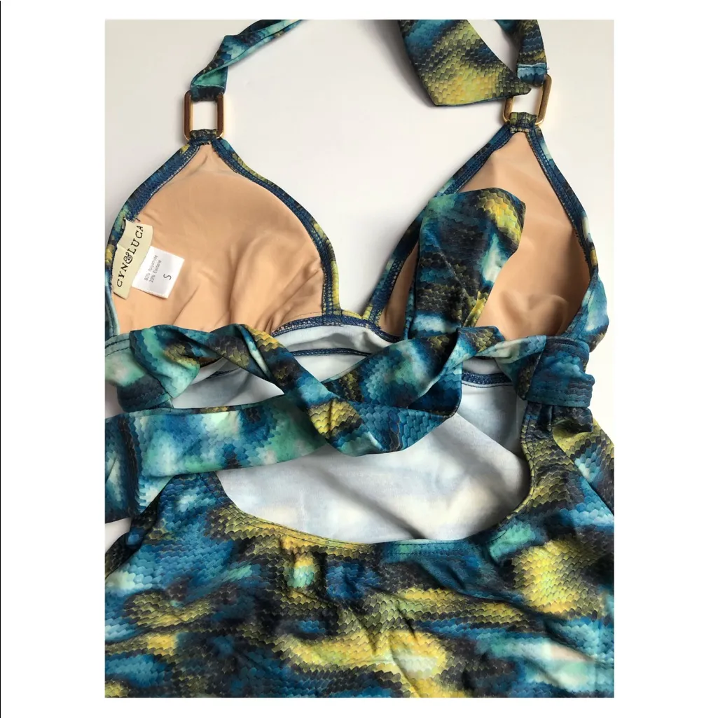 Cyn & Luca 2 piece swimsuit - Image 5