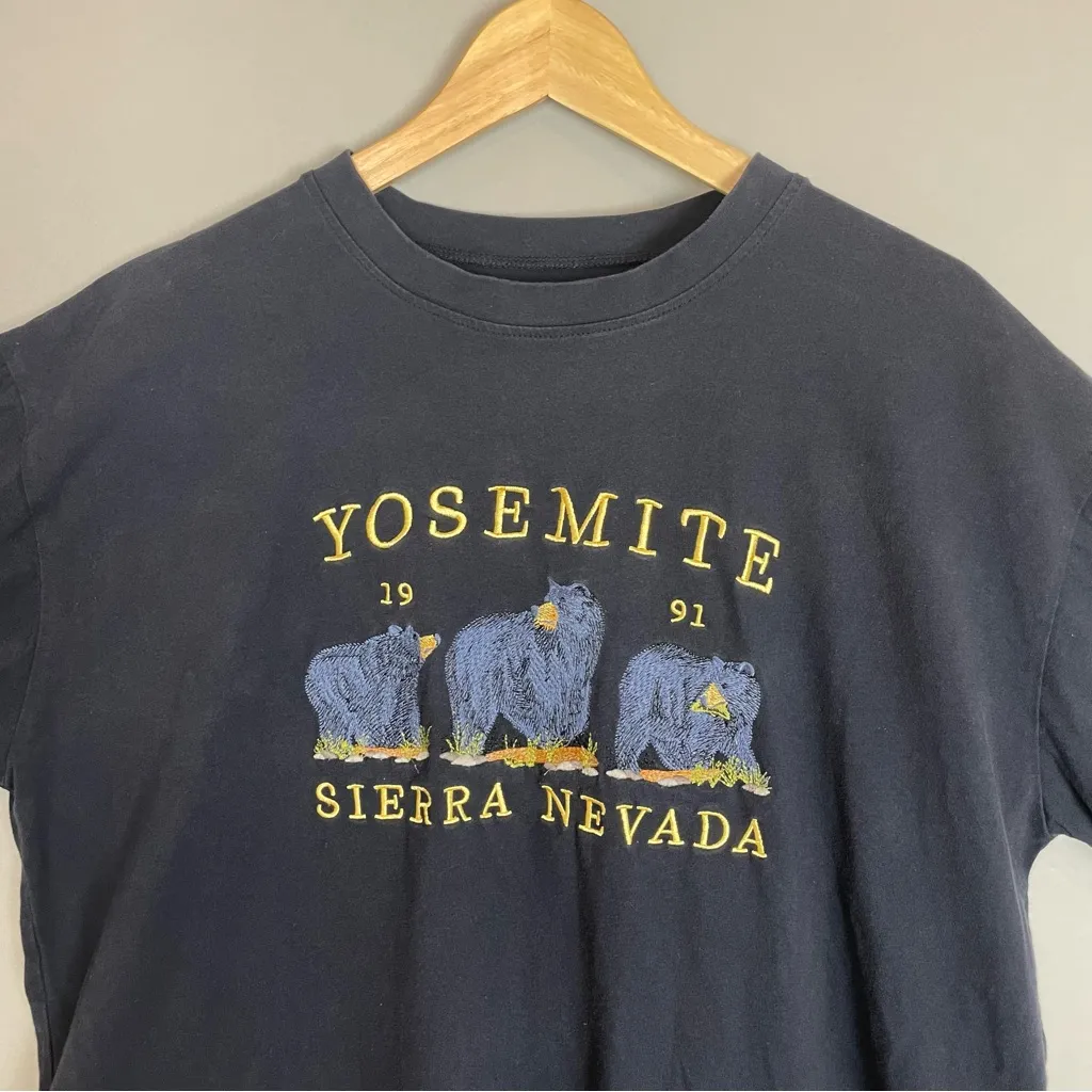 Yosemite 1991 Shirt One Size SHEIN Navy Blue Bears Sierra Nevada‎ Tourist Top - Image 3
