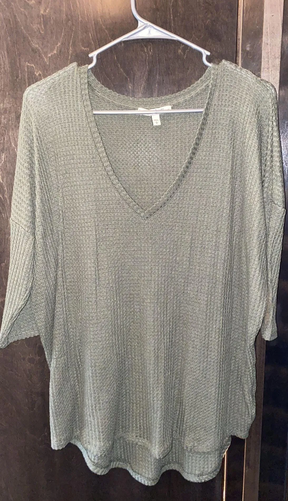 EXPRESS Olive Green Sweater - Image 3