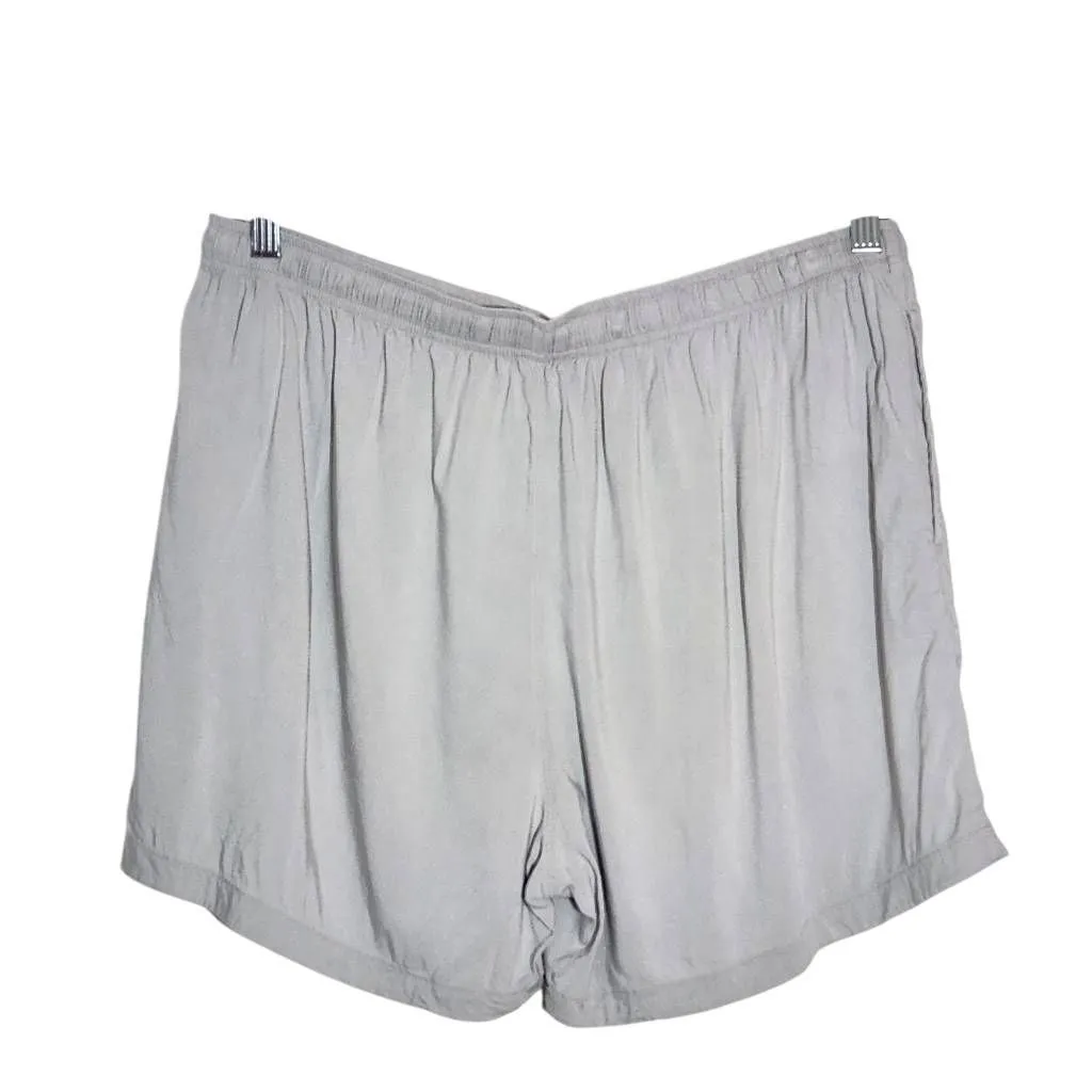 Uniqlo  Gray Pull-on Shorts Size XL Light Gray Pull-on Drawstring Shorts - Image 2