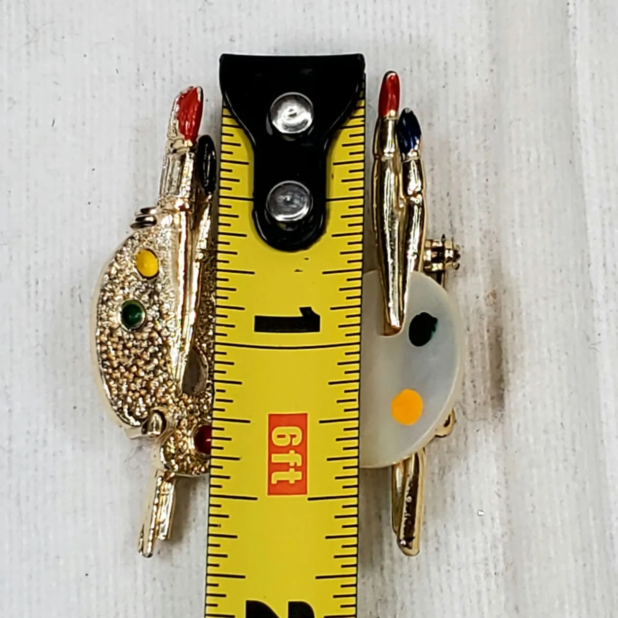 Gerrys Artist Palette Pin Multicolor Enamel Paint Brushes Gold Tone Artsy Crafty - Image 4