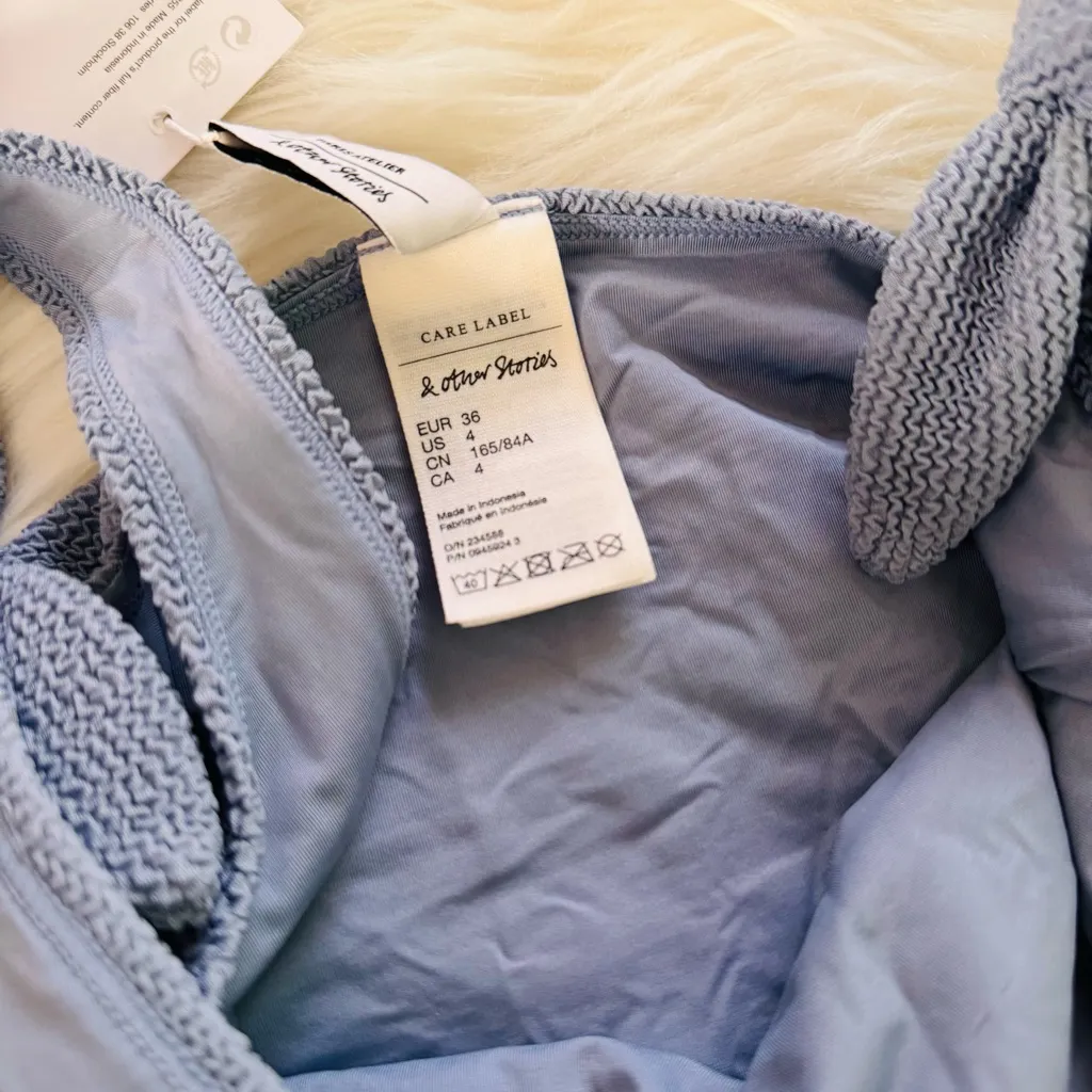 & Other Stories Textured Bow Tie Detail One Piece Swimsuit in blue Size 4 - Image 4