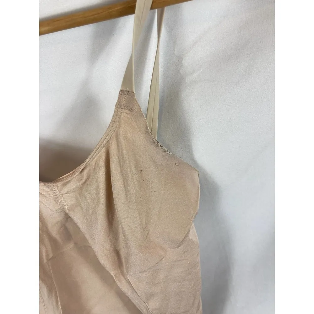 Spanx  Shaper Bodysuit size small - Image 3