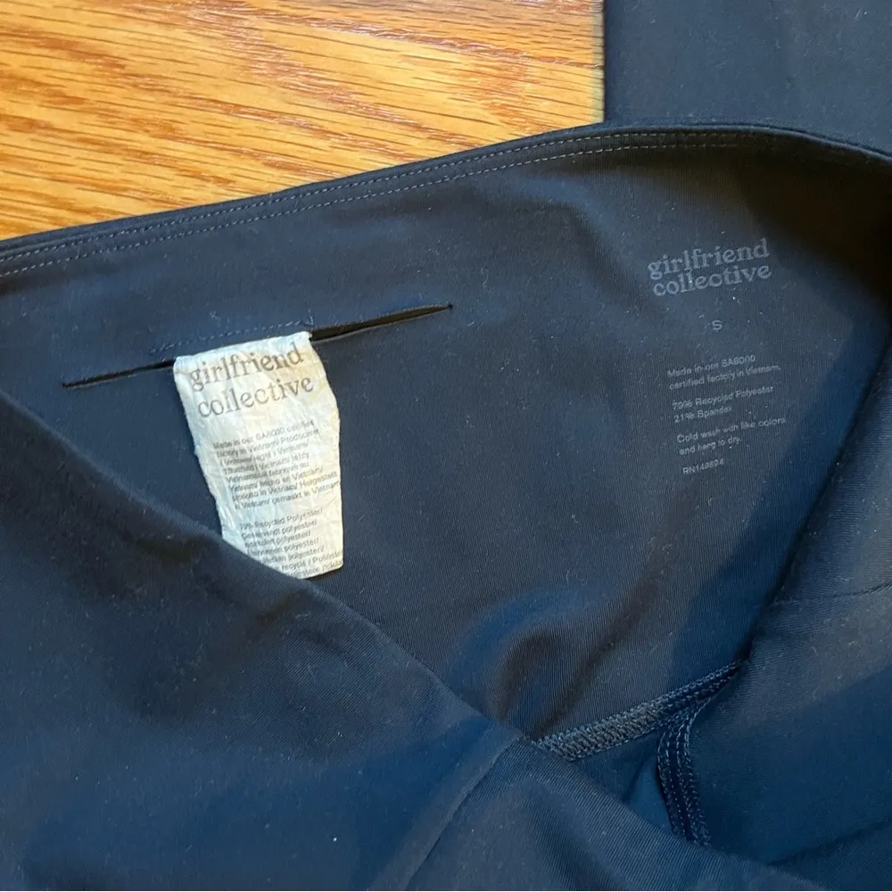 Girlfriend collective teal leggings size small - Image 5