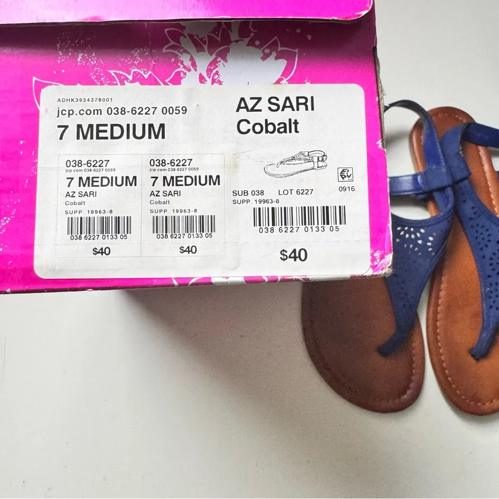 Arizona Jean Co Women's  Zari Cobalt Ankle Strap Perforated Design Sandals Sz 7 - Image 3