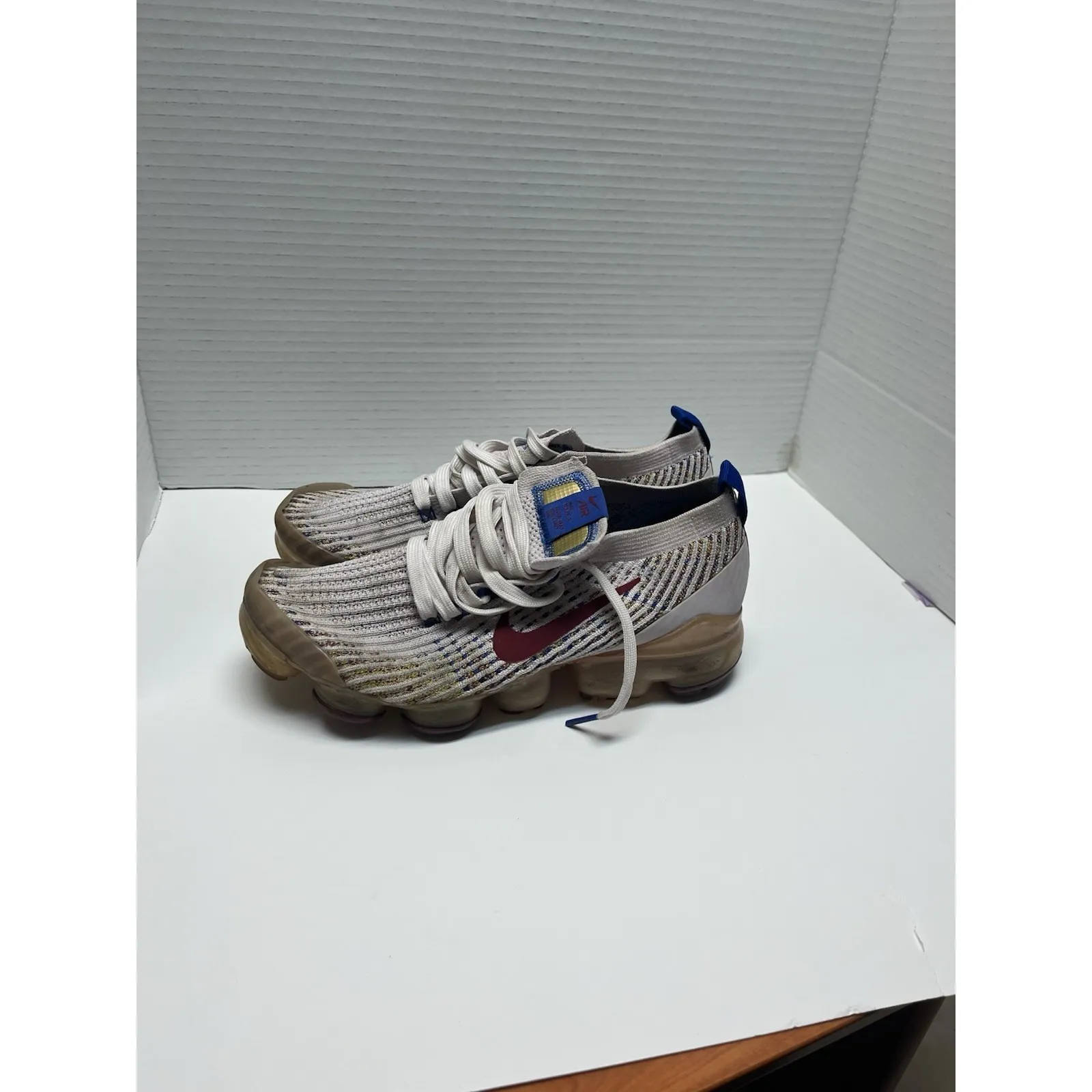 Nike Air VaporMax Flyknit 3 Light Violet Noble Red Women's 7.5 | AJ6910-501 - Image 3