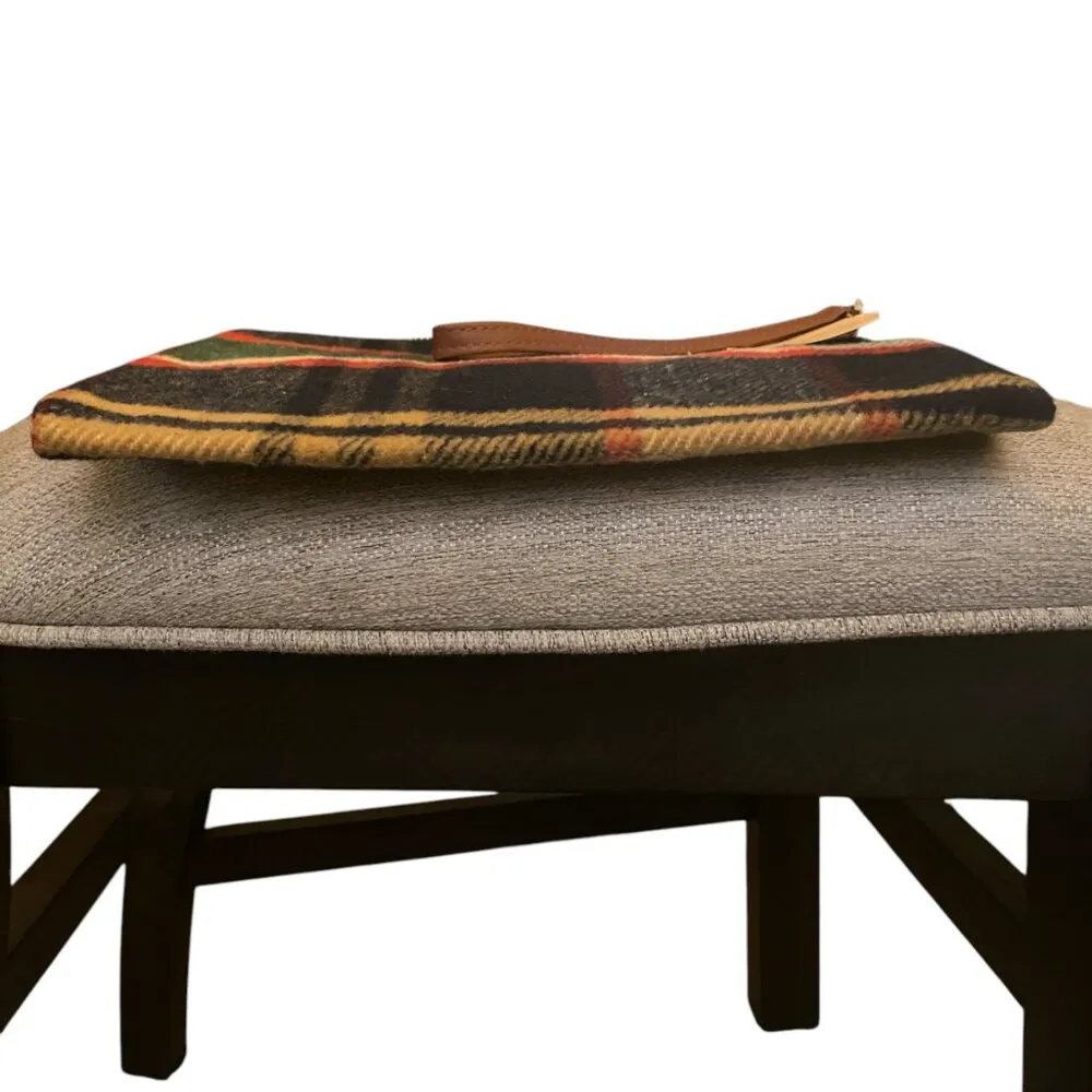 women's green and red plaid flannel wristlet bag clutch purse - Image 5