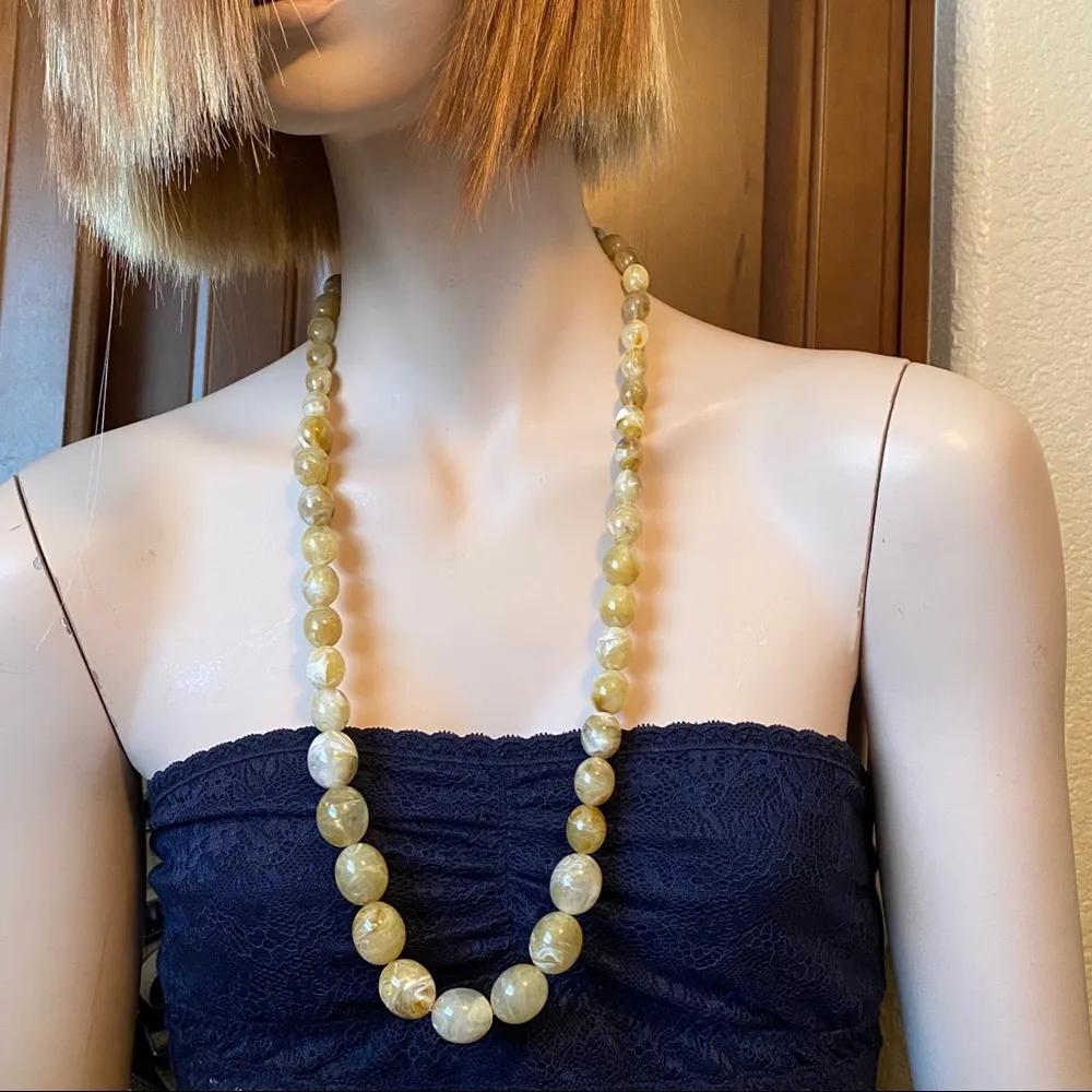 Vintage Monet Swirl Amber Plastic Bead Necklace - Image 6