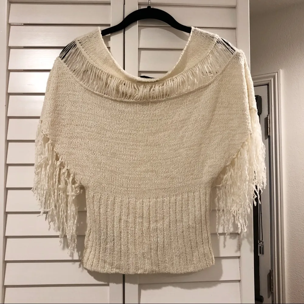 Bebe Fringe Ivory White Blouse Sweater Top Small - Image 6