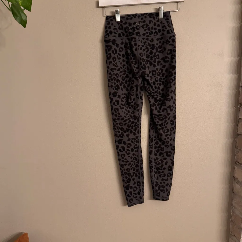 VARLEY Century Cheetah Leggings‎ - Image 4