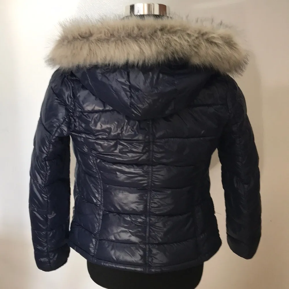 Gap  Down Alternative Hooded PufferJacket XS NWOT - Image 2