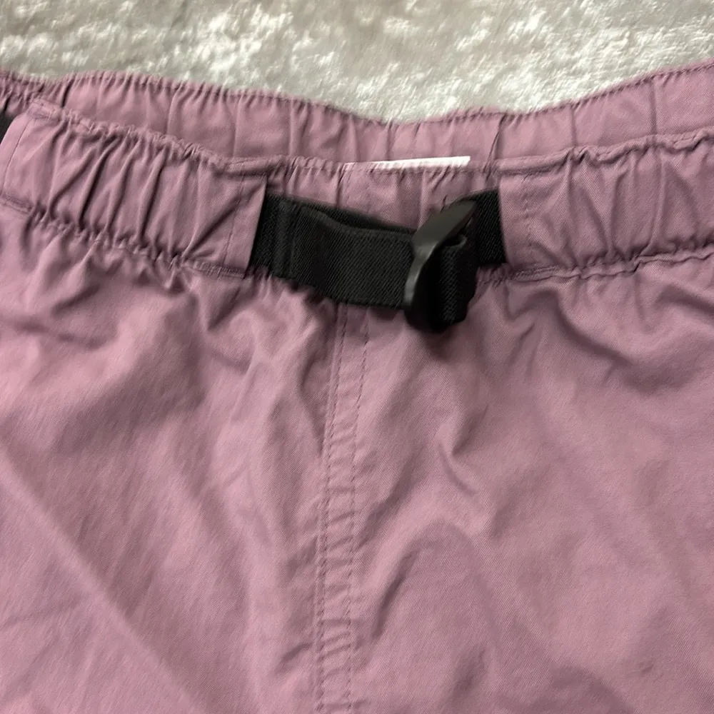Retro 90’s Outdoor Hiking Cargo Shorts in Plum Size Small - Image 3