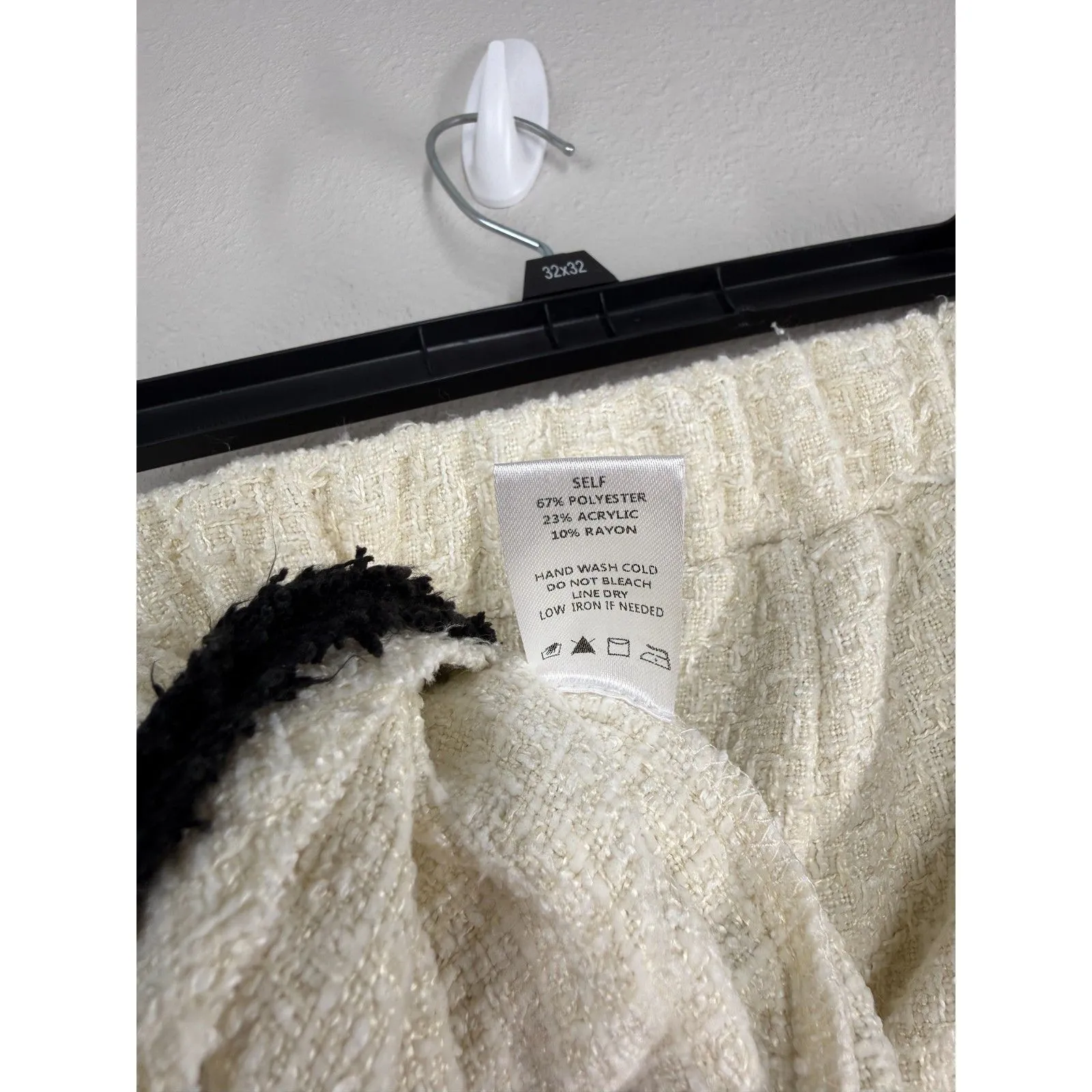 NWT Lalavon Womens Tweed Knit Jennifer Shorts Sz S Preppy Academia French Girl White - Image 5