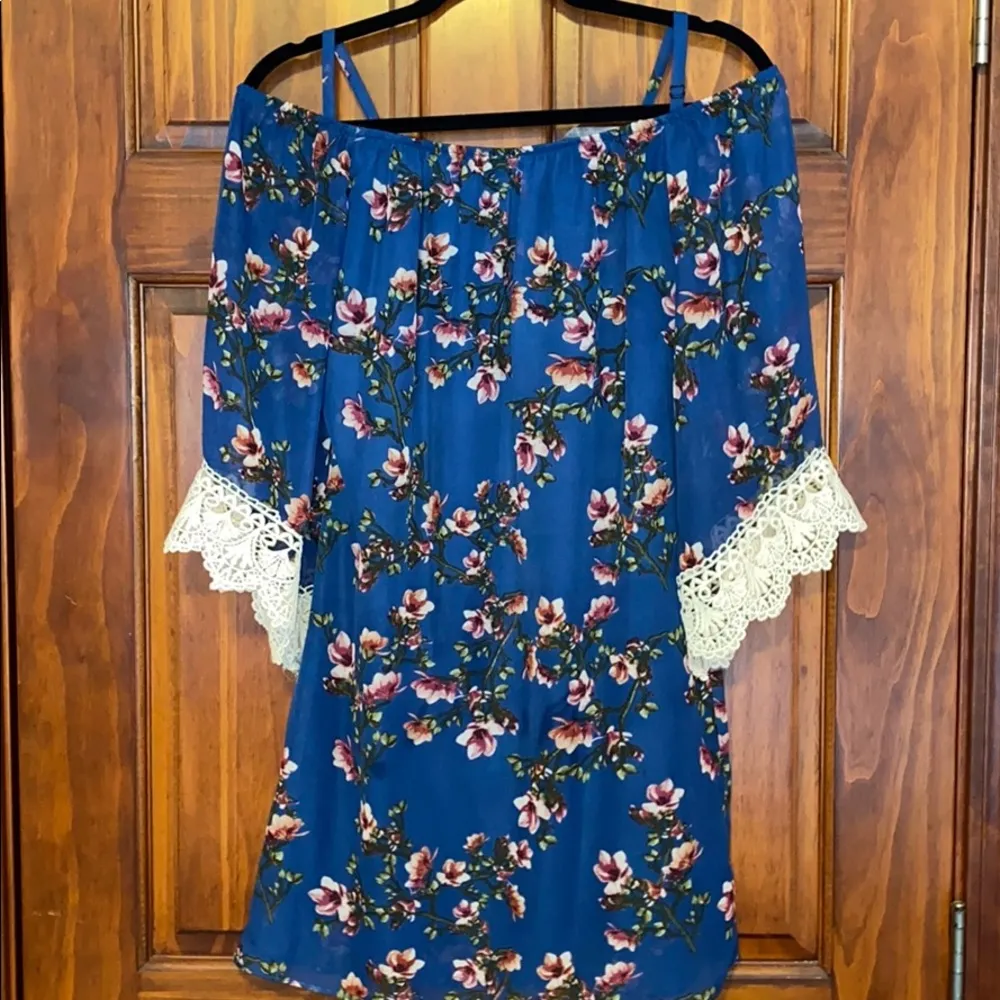 A Byer Floral off-shoulder mini dress - Image 2