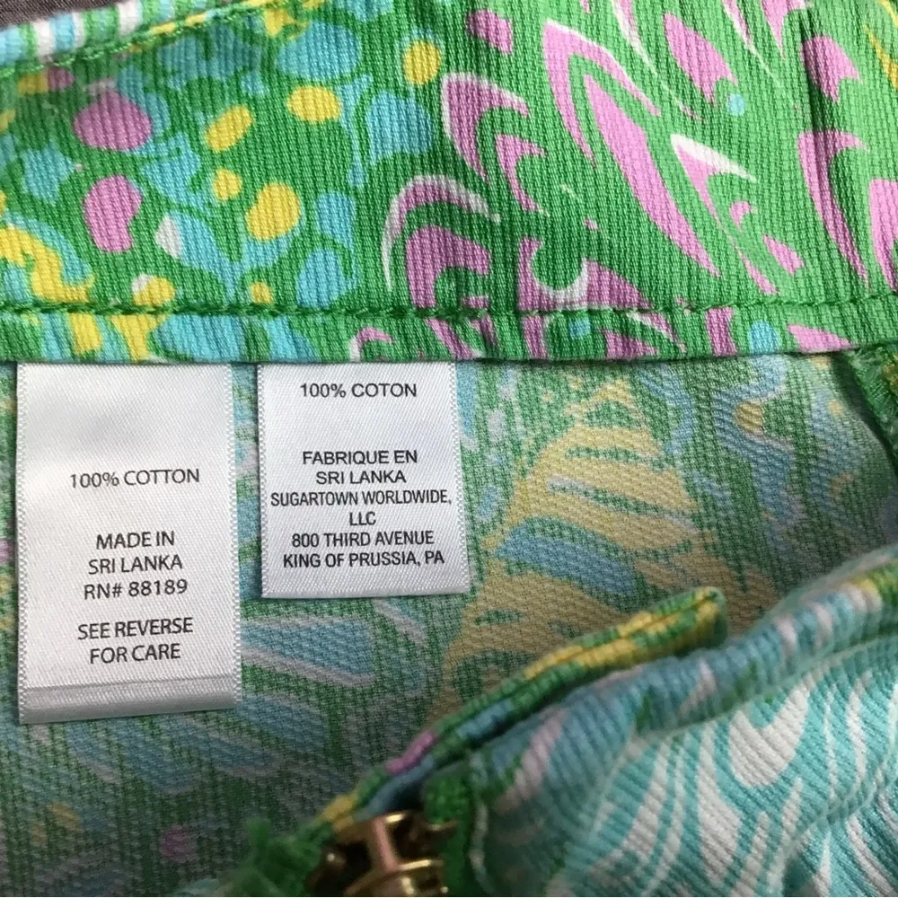 Lilly Pulitzer Dennie shorts in sun Dance size 00 floral back up-preowned - Image 5