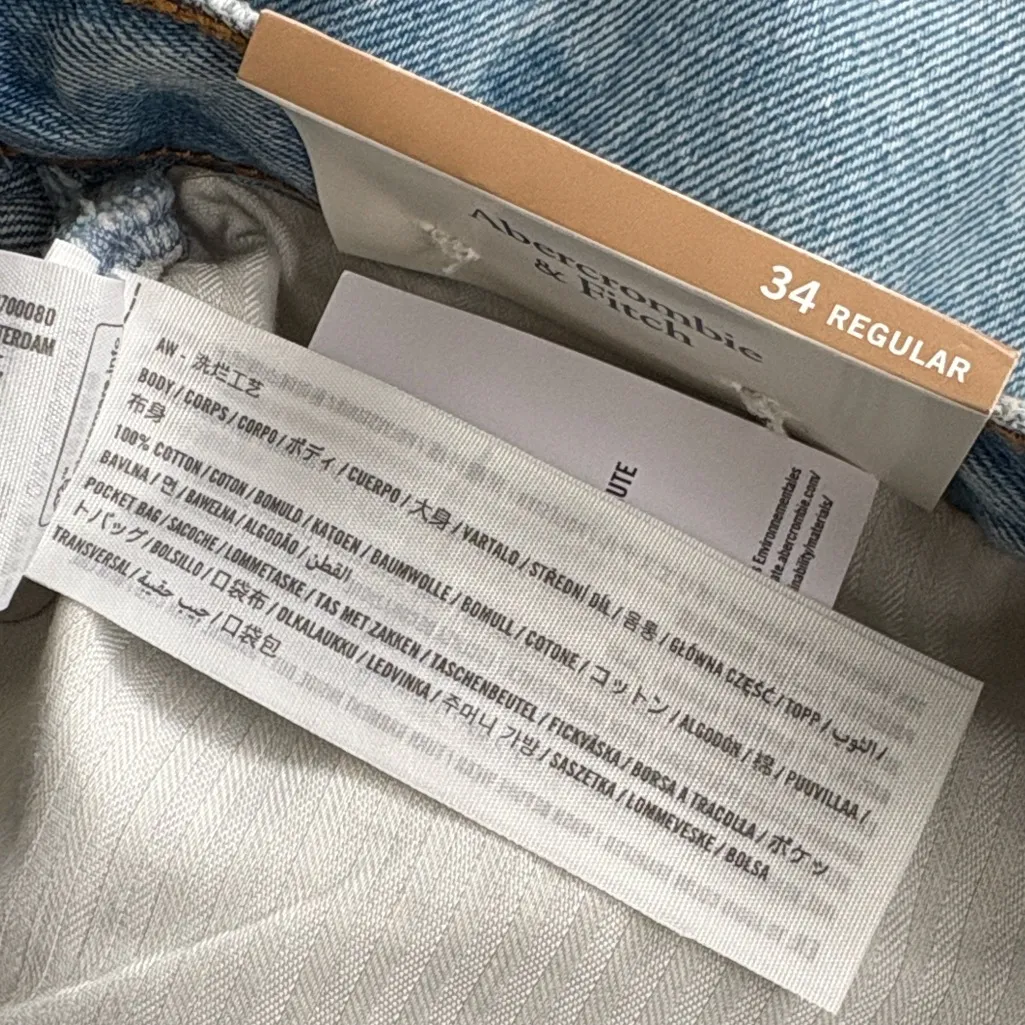 NWT Abercrombie & Fitch The Baggy Boot Mid-Rise Jeans Size 34 - Image 9