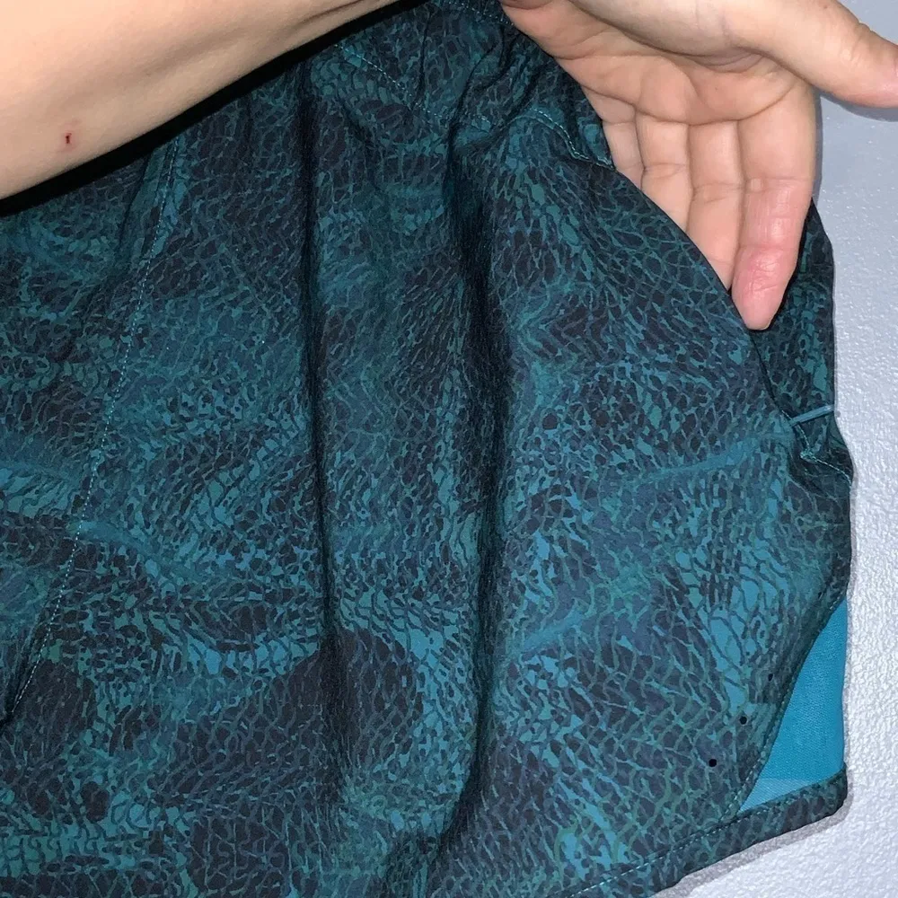 All In Motion Teal & Black Lined Athletic Pull On Shorts zip Pocket S - Image 6