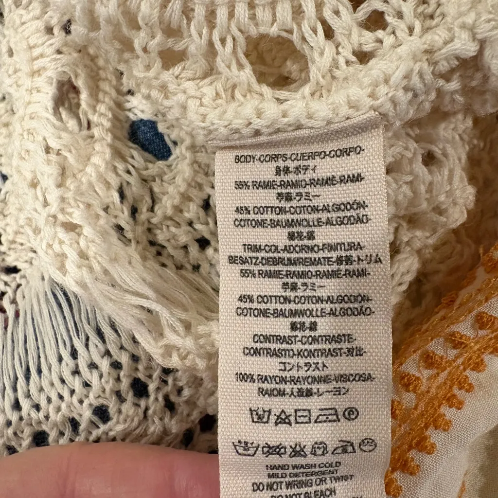 Free People crochet open knit top with fringe detail ivory sz M - Image 6