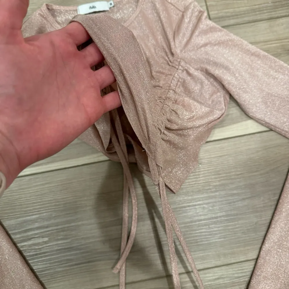 Adika Long Sleeve Shirt Thin Cropped Pink Sparkles Medium - Image 3