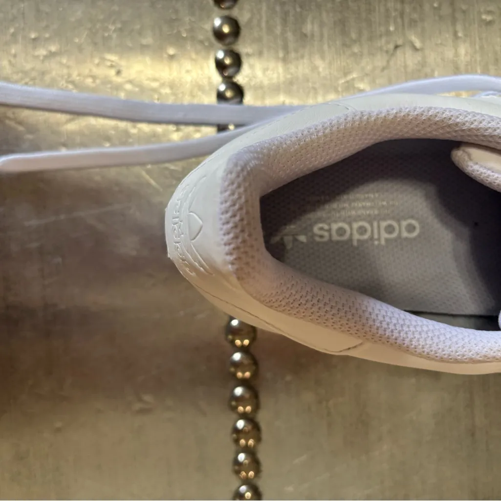 Adidas  Superstar White Sneaker Size 6 - Image 5