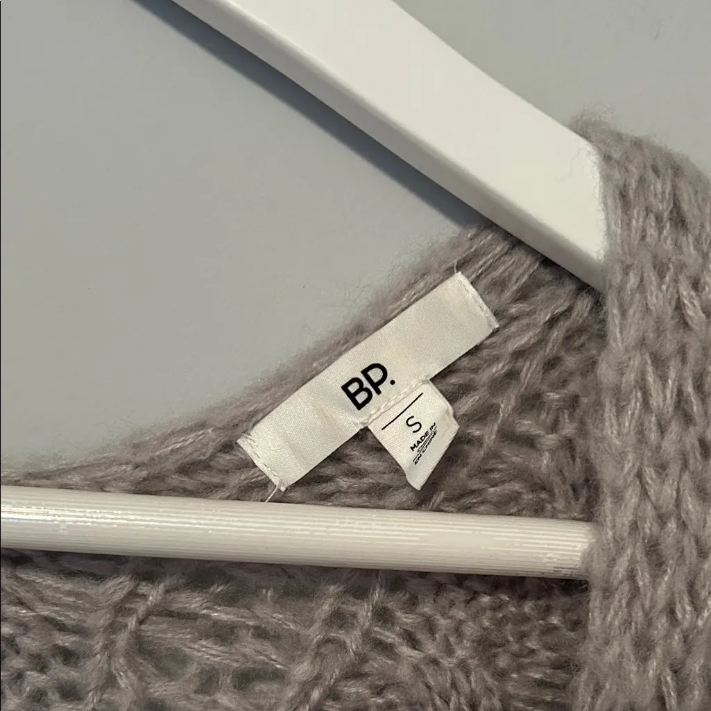 BP Gray Cable Knit Cardigan - Image 3