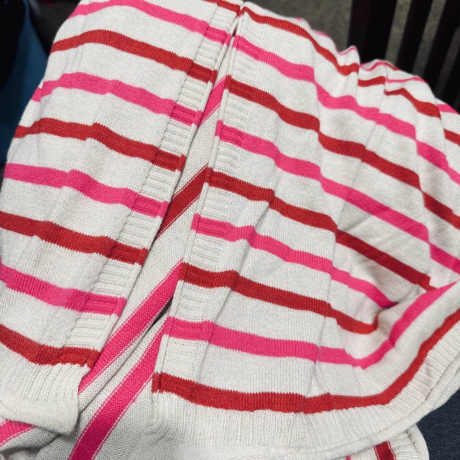 Mersea Striped Oversized Pullover Sweater sz P/Small Catalina Candy Cane Red - Image 9