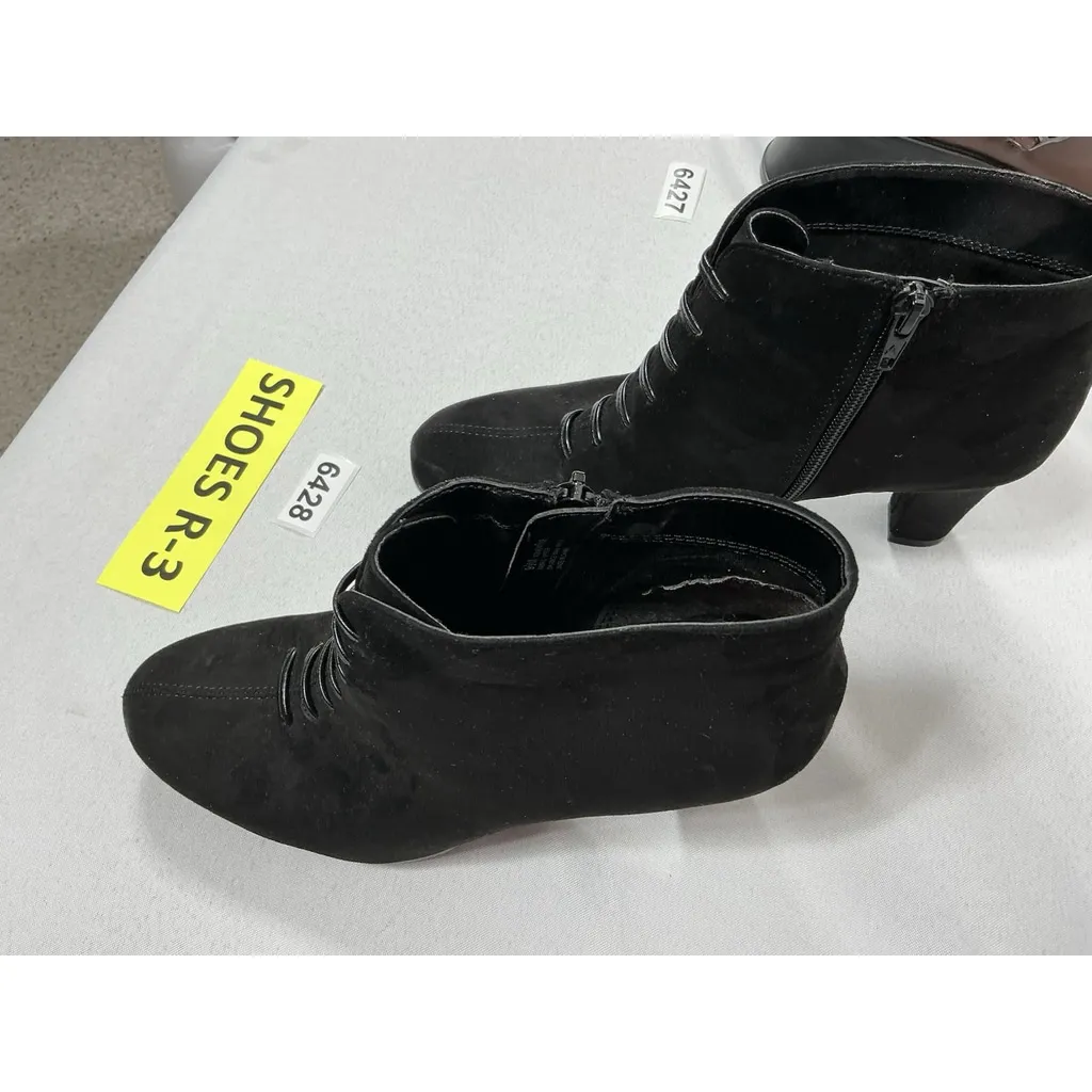 Womans NWOT Aerosoles Advertise Heel Rest Ankle Boots 9.5 M Black Side Zip Heel - Image 3