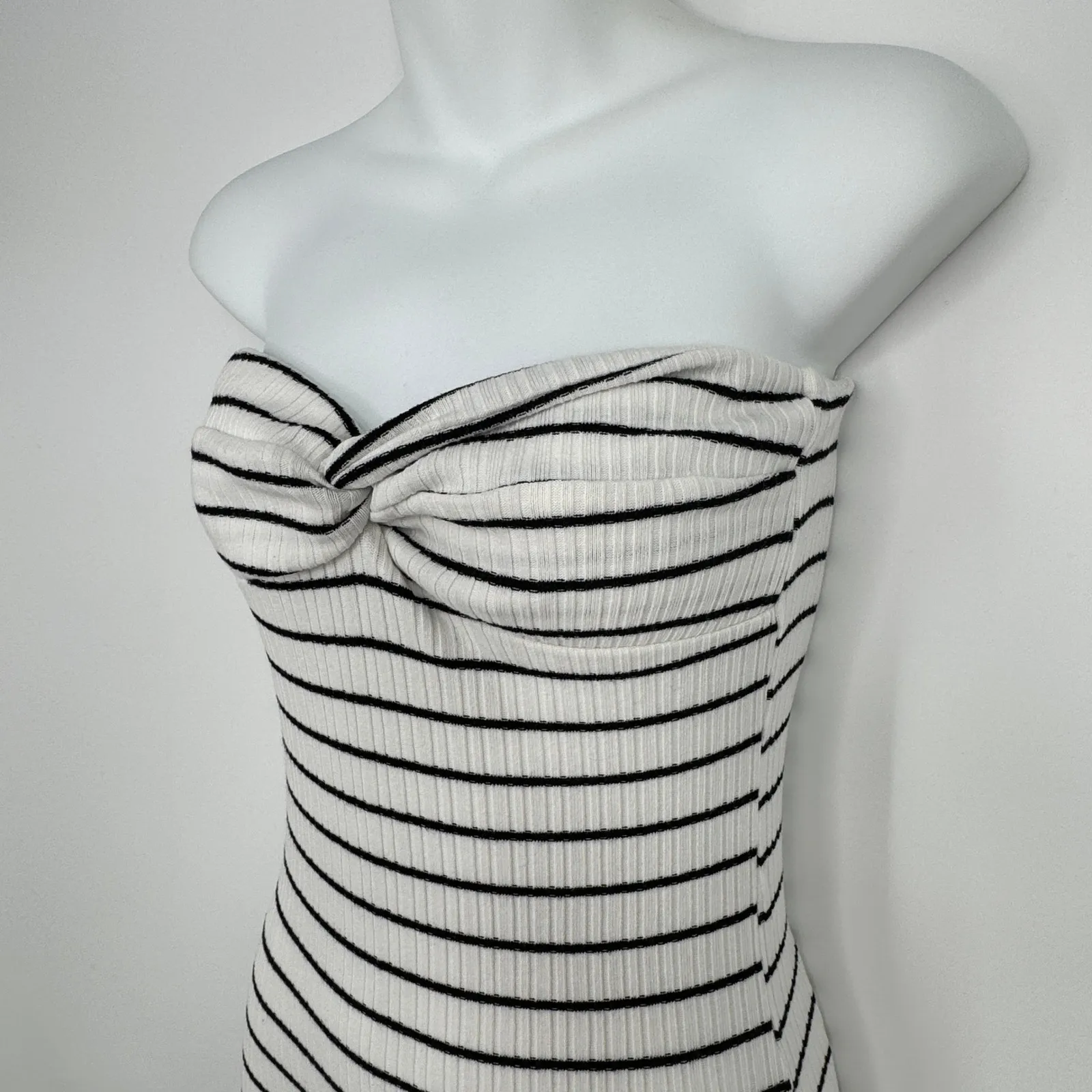 NA-KD Front Twist Maxi Tube Dress Small White Black Stripe Summer Minimalist‎ - Image 6