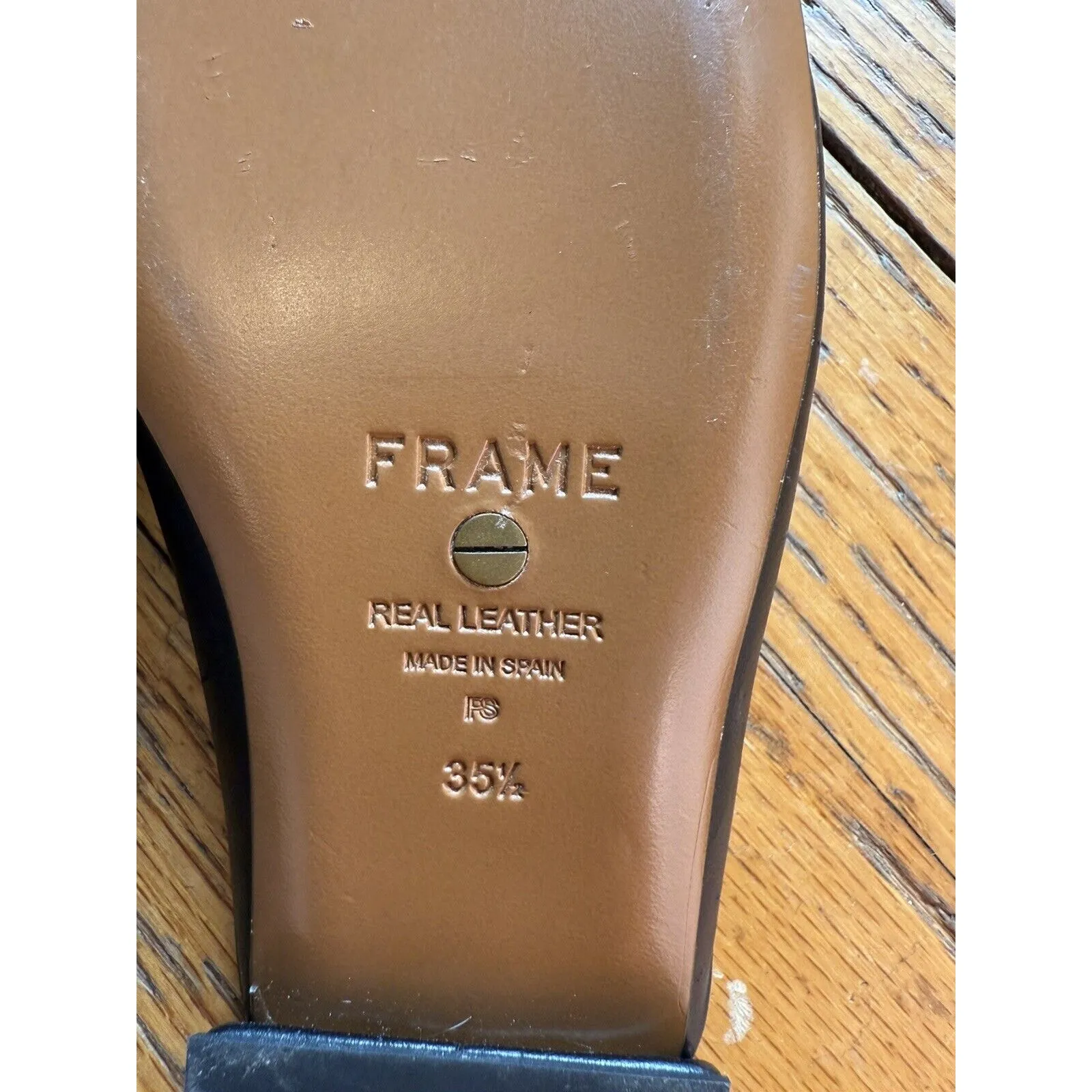 Frame EUC  $348 Black Noir Leather Le Town Mules *Size 35 1/2* - Image 9