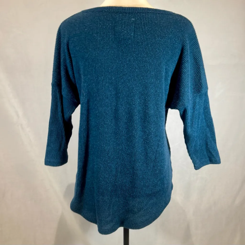 New York Laundry midnight blue ribbed knit studded sweater size large - Image 4