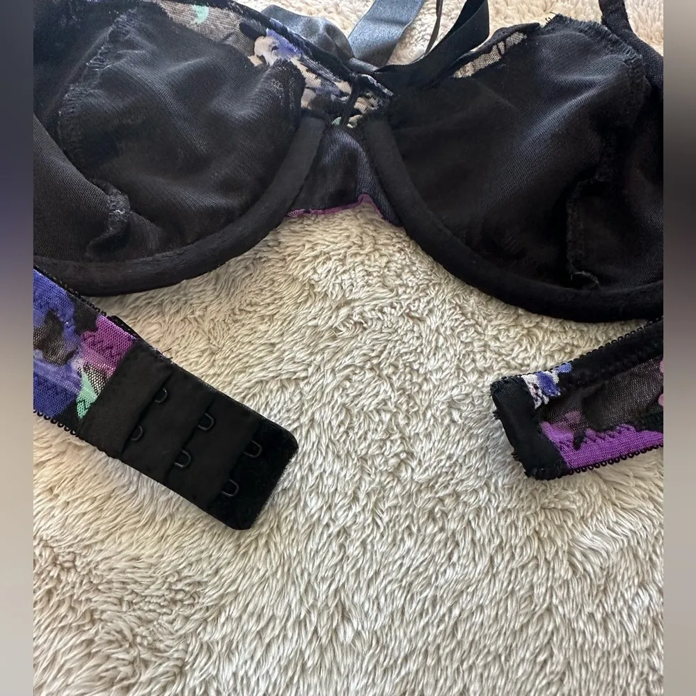 Frederick's of Hollywood Fredrick’s of Hollywood halter bra, purple and black floral, size XL, underwire - Image 5
