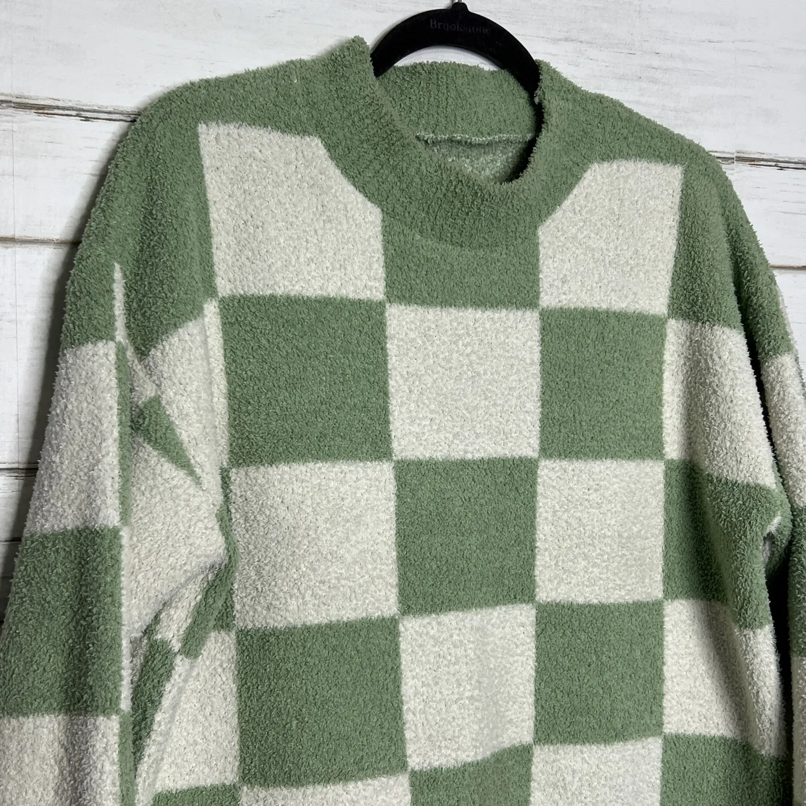 Comfylux Checkered Crew Neck Sage Green Sweater Size Large - Image 8