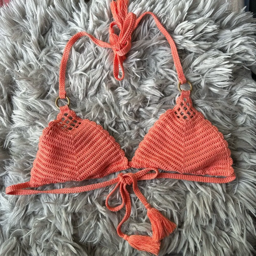 Aerie crochet knit halter triangle bikini top women’s size medium - Image 2